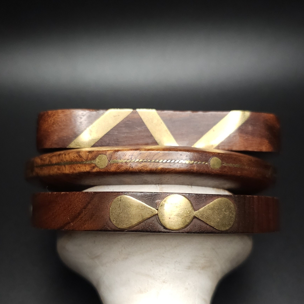 Set of 3 wood and brass bracelets. Wood bracelets.